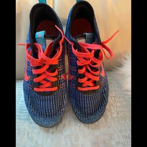 Nike vapor max shoes